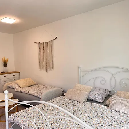 Evas Cozy Apartamento Praga